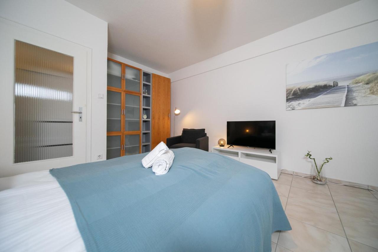 Apartment Blue - Zentral Und Gut Angebunden Düsseldorf Kültér fotó