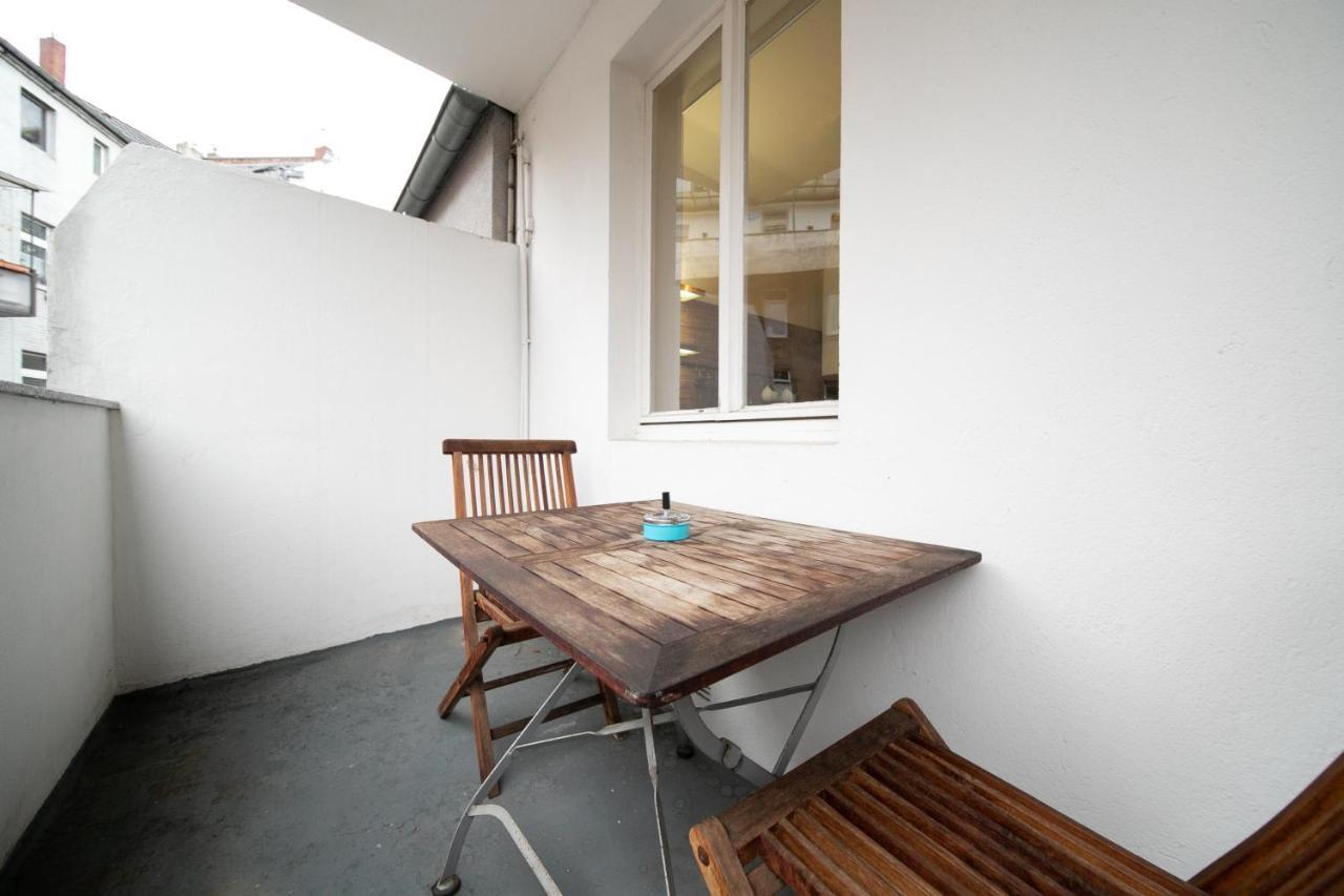 Apartment Blue - Zentral Und Gut Angebunden Düsseldorf Kültér fotó