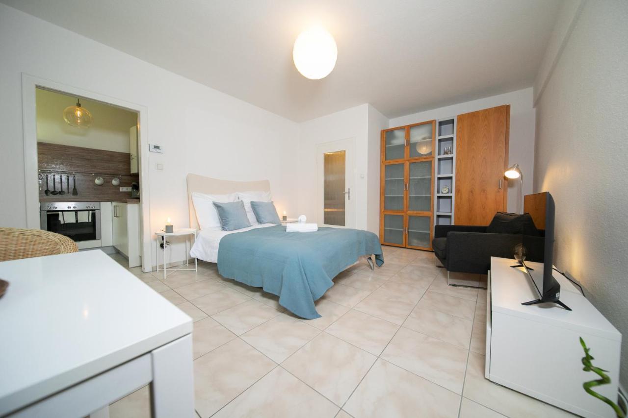 Apartment Blue - Zentral Und Gut Angebunden Düsseldorf Kültér fotó